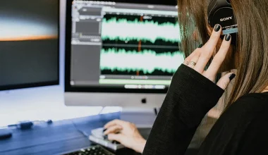 Как AI подбирает музыку: алгоритмы рекомендаций для Spotify, Yandex, Apple